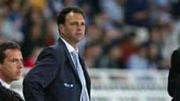 <b>INCERTIDUMBRE.</b> El entrenador del Sevillla no descarta continuar en elconjunto hispalense, aunque estádifícil.