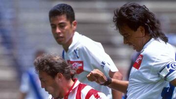 Sus hachazos se recuerdan principalmente con la camiseta del Puebla, además es uno de los cachirules por los cuales México no fue al Mundial de 1990.