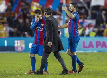 Quique Flores and his effusiveness with Messi