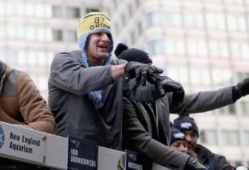 Espectacular recibimiento en las calles de Boston. Rob Gronkowski.