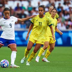 Despiden al locutor que dijo preferir “clavarse un clavo en el pene” a ver fútbol femenino