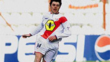 <b>PREPARADO.</b> Vallecas disfrutará de Luis Cembranos desde el inicio.