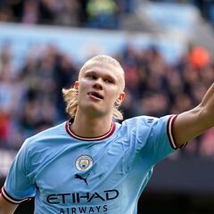 Erling Haaland is slowly creeping towards Messi’s ‘impossible’ 50 goal record in the league