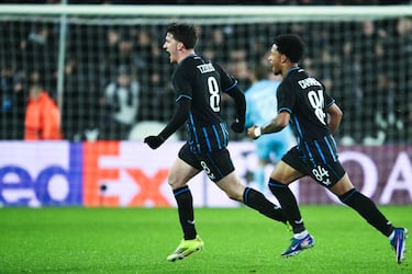 Tras la revisión por parte del VAR, el tanto de Christos Tzolis subió al marcador poniendo el 3-3, a la postre definitivo.