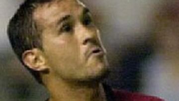 <b>NO SE HA ADAPTADO AL FÚTBOL ESPAÑOL. </B>El defensa mexicano regresará a México