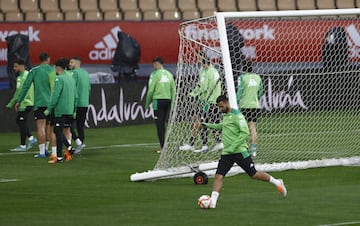 Entrenamiento del Betis. Entrenamiento del Betis. Willian José.