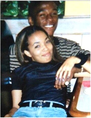 Una foto más de Mayweather  con su ex esposa Josie Harris