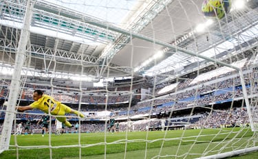 Rodrygo hace magia; Karim, caja