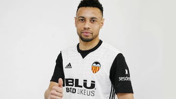 Oficial: Coquelin ficha por el Valencia hasta 2022