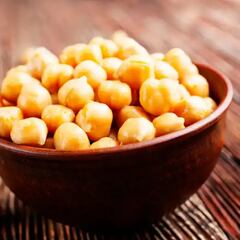 La ciencia desvela los alimentos de la longevidad para llegar a los 100 años como un roble