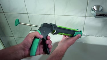 La pistola de silicona definitiva: sistema antigoteo y mango ergonmico para manejarla sin dejarse las manos
