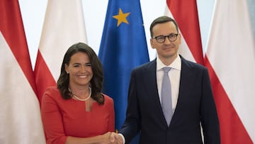 17 May 2022, Poland, Warsaw: Polish Prime Minister Mateusz Morawiecki (R) receives Hungarian President Katalin Novak prior to their talks. Photo: Aleksander Kalka/ZUMA Press Wire/dpa
 17/05/2022 ONLY FOR USE IN SPAIN