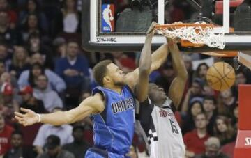 Clint Capela y Justin Anderson.