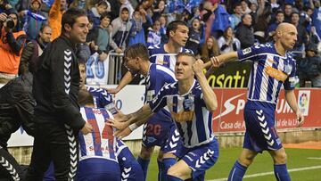 Ascenso del Alavés a primera en la jornada 41 Liga Adelante