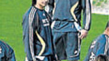 Ibáñez, detrás de De la Red.