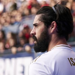 Isco y Sara Sálamo lanzan una campaña solidaria para ayudar a los hospitales
