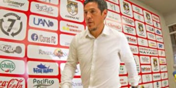 Mauro Camoranesi renunció al equipo Coras.