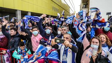 La afici&oacute;n del Espanyol, en los aleda&ntilde;os de La Cer&aacute;mica antes de jugar ante el Villarreal.