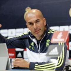 Zidane: "Nadie va a saltar del barco, pelearemos juntos"
