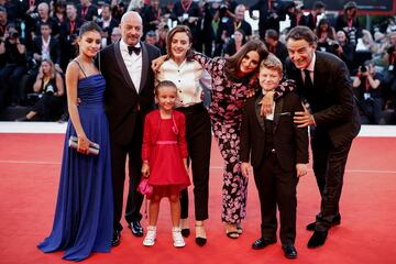 La actriz española ha deslumbrado en la alfombra roja del Festival Internacional de Cine de Venecia. Penélope llegó para presentar su nuevo trabajo: L’immensità.