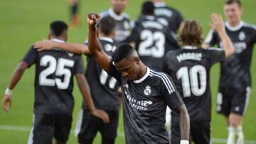 Vinicius celebra el último triunfo madridista en el Sánchez Pizjuán.