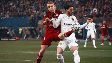 Buksa: "Que me llamen 'El nuevo Lewandowski' es un desaf¨ªo"