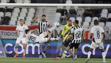 Fernando Cornejo es gran protagonista y Liga sale con vida de su visita al campeón de América