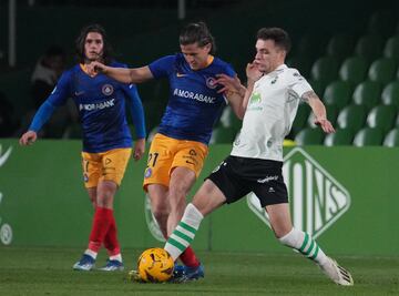 La cuarta tarjeta amarilla de la temporada de Iñigo Vicente fue contra el Andorra.