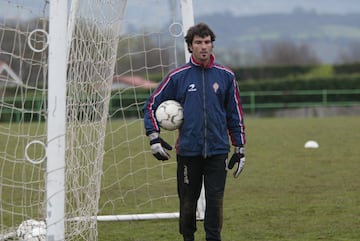 Juanjo Valencia en su etapa en el Sporting. También jugó en Sevilla, Racing de Santander o Nàstic de Tarragona. 