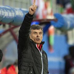 Mendilibar: "Si no vas motivado al Bernabéu, te pueden meter ocho"