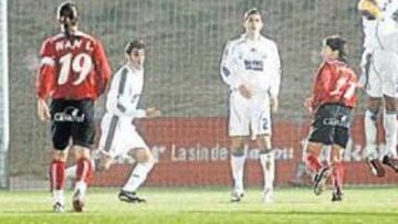 <b>ASÍ LLEGÓ EL PRIMERO. </b>En el lanzamiento de esta falta, magistralmente botada por Abel, el Murcia se adelantó en el marcador.