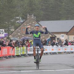 Nairo blinda el primer triunfo de Marc Soler como profesional