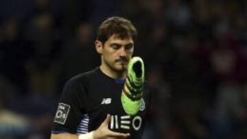 El Oporto remonta sin Casillas