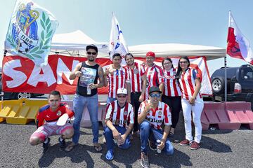 Los aficionados ya calientan el previo a la Final del Clausura 2017 que se disputará en el Estadio Chivas