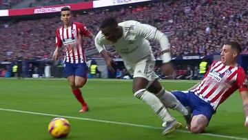 La entrada de Gim&eacute;nez a Vinicius en el minuto 41 del derbi.