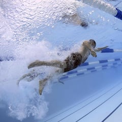 Un muerto y nueve heridos por un error al manipular el cloro en una piscina