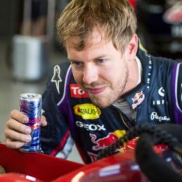 Vettel pilotó el Ferrari de 1988