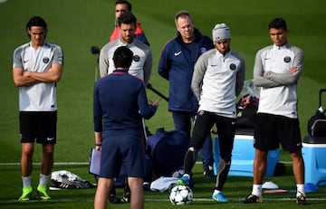 La plantilla del PSG durante una sesión de entrenamiento.