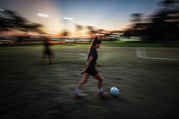  El Villas Unidas es un equipo femenino que milita en la tercera división argentina y representa a los barrios populares y lucha por la inclusión social.
