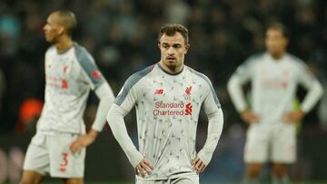 El Liverpool siente la presi車n del City y vuelve a pinchar