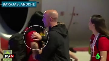 Spanish TV program “El Chiringuito de Jugones” caught the moment Luis Rubiales and Jenni Hermoso crossed paths and their awkward interaction.