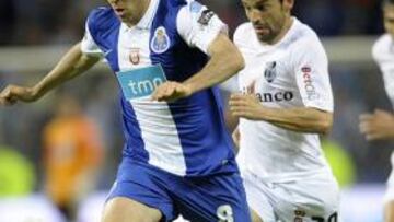 <b>EN ACCIÓN. </b>Diego Valeri, con el Oporto la pasada temporada.