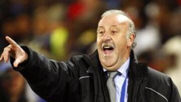 El seleccionador español dice aceptar las críticas después de la derrota ante Estados Unidos y, con respecto al Real Madrid, afirma que es lícito que tenga discrepancias con las decisiones que se toman, pero que nunca se va a meter con el club que le ha educado.