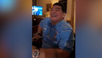 Maradona completa su semana con otro show: palos e insultos durante la tanda de penaltis