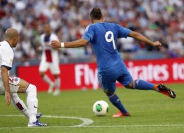 Benzema puso el 1-0 en el marcador.