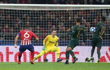 Koke anotó en el primer minuto del partido el 1-0.