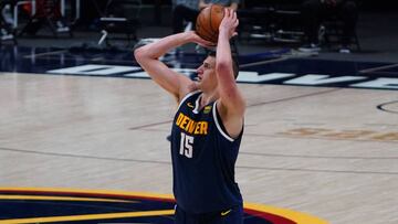 Encuesta para el MVP NBA: Jokic aventaja a Embiid y Anteto