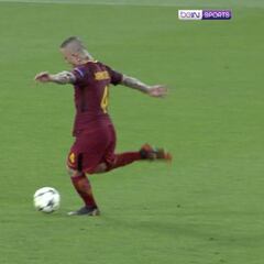Pocos futbolistas tienen su disparo: esto hizo Nainggolan