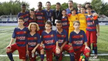 El Barça negó a su infantil una foto con Raúl y luego rectificó