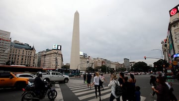 Cambio de peso argentino a peso chileno hoy, 6 de abril: valor, precio, qué es y a cuánto está el dólar blue